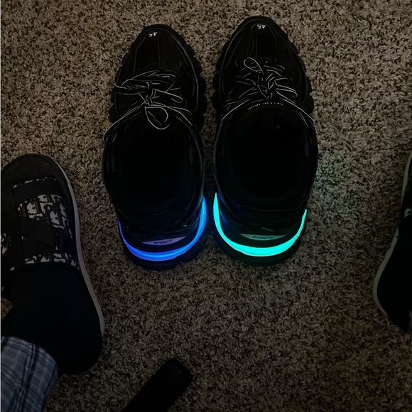 Black Balenciaga Tracks Multi Color Size 45 Worn 3 Times But in great condition - Picture 2 of 3